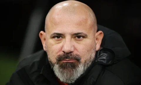 "Srvena Zvezda" yeni baş məşqçi ilə anlaşıb