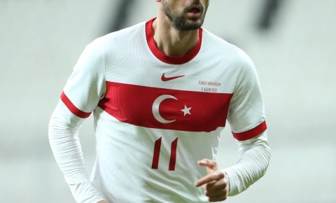 Türkiyə millisinin üzvü "Beşiktaş"a keçir