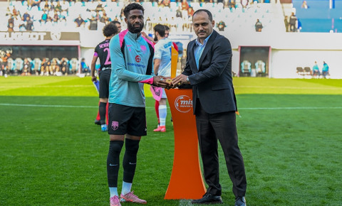 Parris mükafatlandırıldı