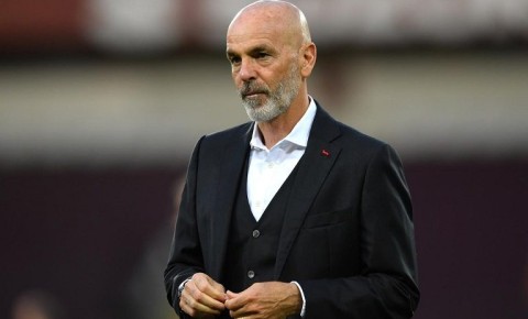 "Milan"ı çempion edən baş məşqçi yenidən İtaliyada çalışacaq