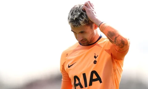 Ötən mövsüm Avropa Liqasının qalibi oldu, indi fotoqraf işləyir