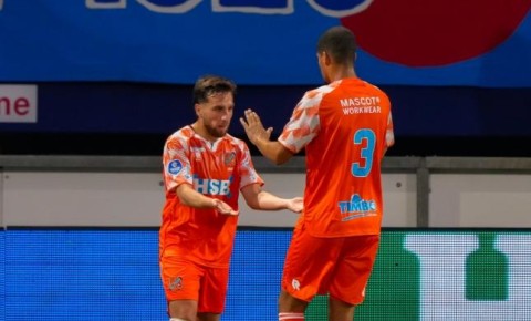 Ozan Can Kökçü yeni komandasında qol hesabını açdı