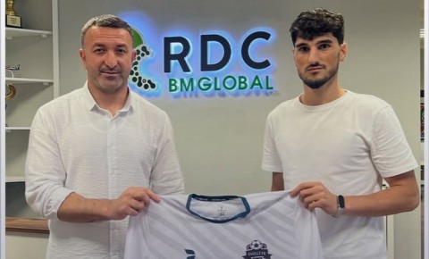 Bölgə klubu hücumçu transfer etdi - RƏSMİ