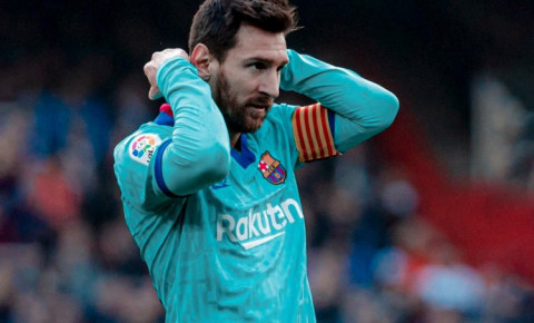 "Böyük məmnuniyyətlə bütün karyeramı "Barselona"da keçirərdim" - Messi