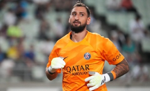 Canluici Donnarumma PSJ rəhbərliyinin qərarını gözləyir