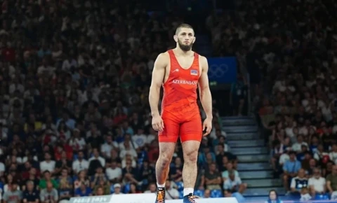 Azərbaycan güləşçisi: “Vladiqafqazdakı turnirdə heç bir rəqibimə şans vermədim”