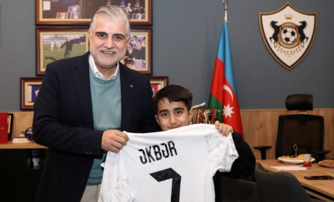 "Qarabağ"ın prezidenti Əkbərlə görüşdü