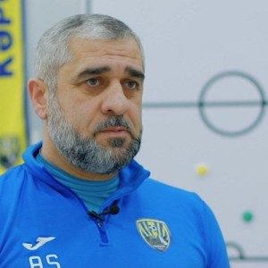 "Kəpəz"in baş məşqçisi hansı mövqelərə futbolçu axtardıqlarını açıqladı